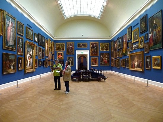 This art gallery features 7 collections in 5 separate buildings.