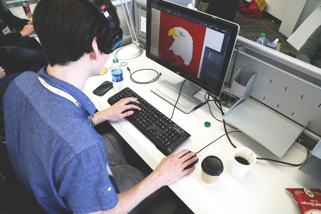 Should you get an online graphic design degree?