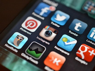 Use social media to help your college search